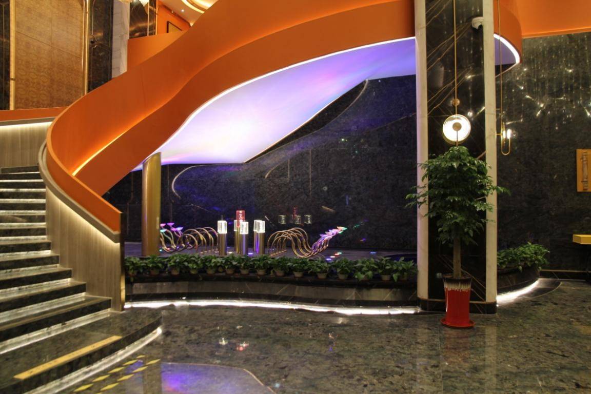昨晚去过得西安莲湖油压足疗店,奢华体验就来都是颜控-图2